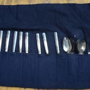 42 piece set of em Rogers mfg co silverware